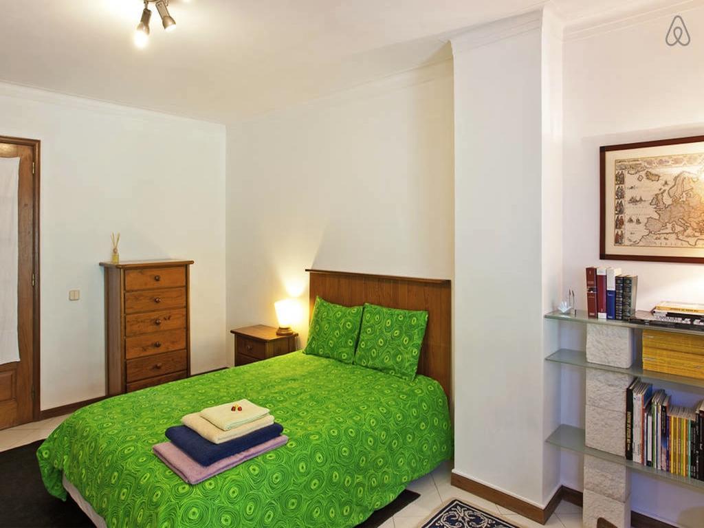 Apartment With Private Garden Porto Eksteriør billede